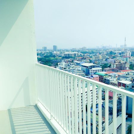The Base Pattaya 芭提雅基地公寓 Exteriör bild